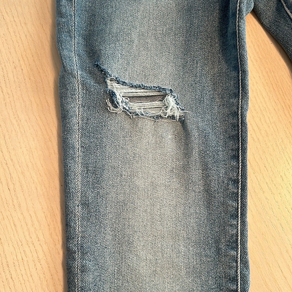Express Mid Rise Jeans - Picture 11 of 12